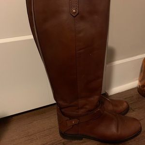 tory burch boots
